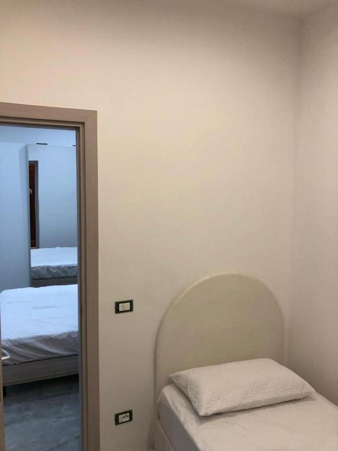 レッジョ・ディ・カラブリア 13 Minuti Dal Centro Bed & Breakfast エクステリア 写真